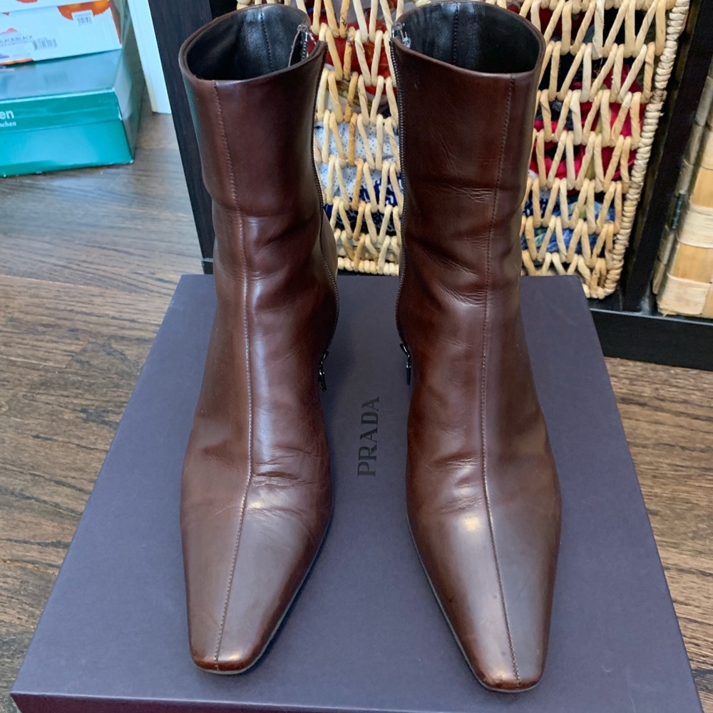 Pair of brown, size 8 Prada boots